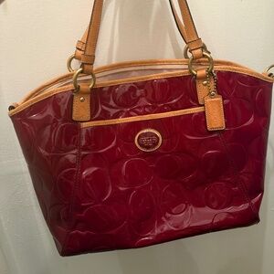 Gorgeous burgundy Coach tote bag
